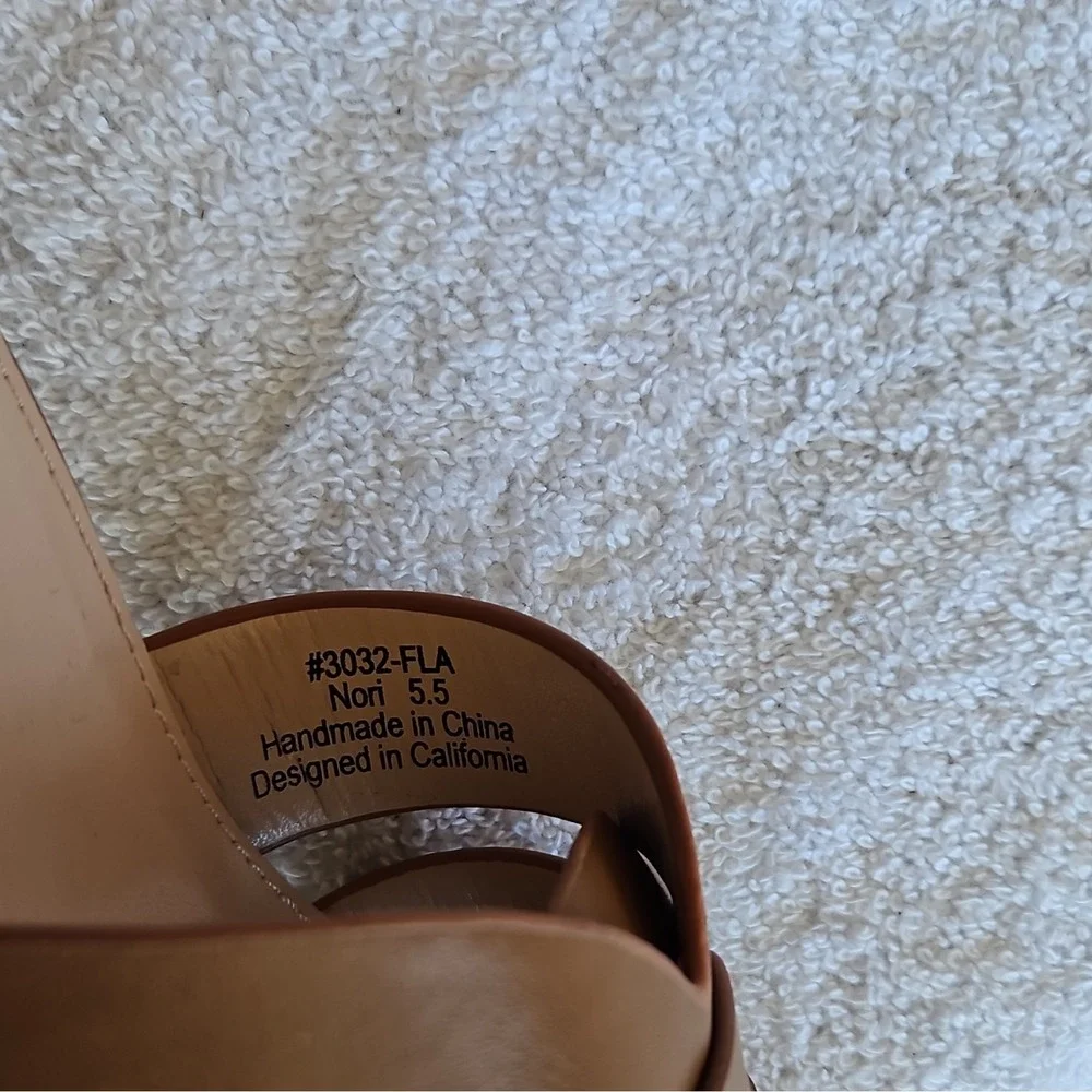 J. Adams Tan PU‎ Strappy Block Heel Mule Open Toe Slip On Size 5.5